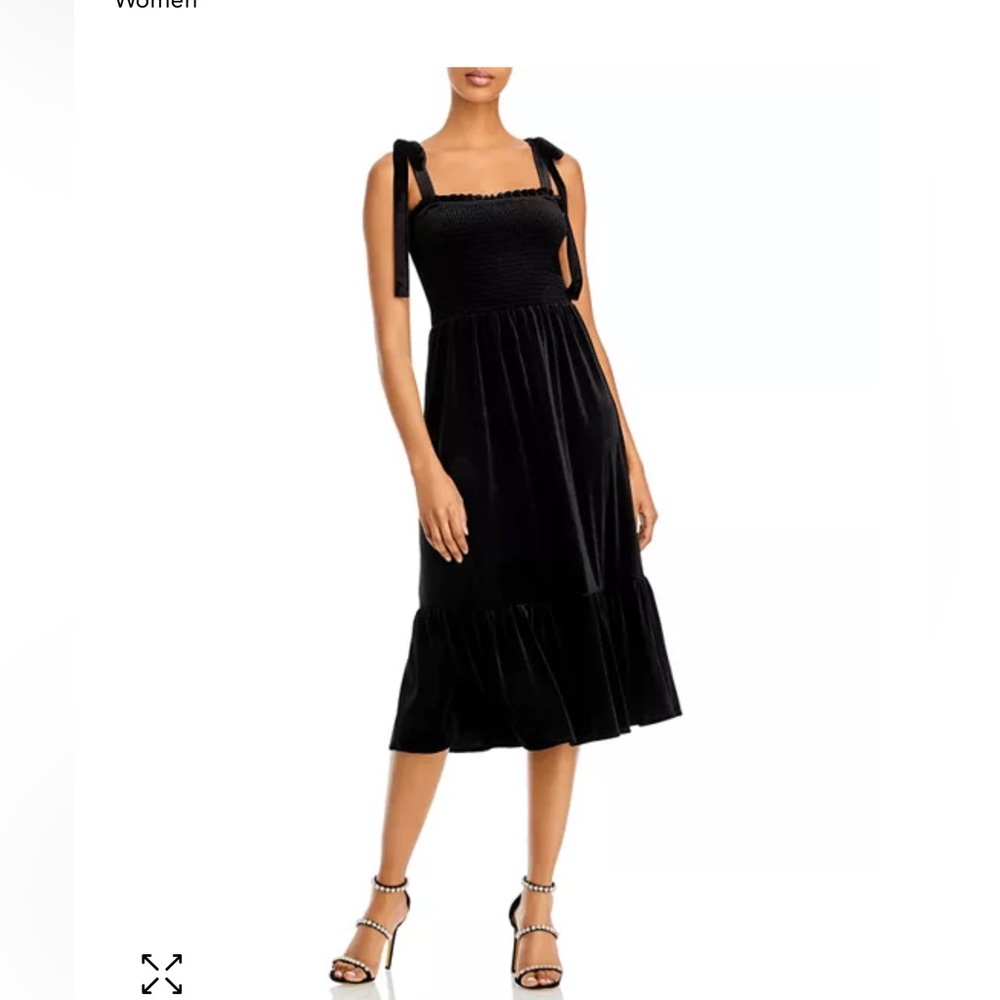 NEW WITH TAGS LUCY PARIS SMOCKED BLACK VELVET DRESS SIZE SMALL